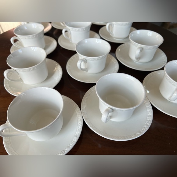 Wedgwood & Co. Ltd “Hedge Rose” Pattern Cup & Saucer , 12 Quantity - Picture 7 of 11